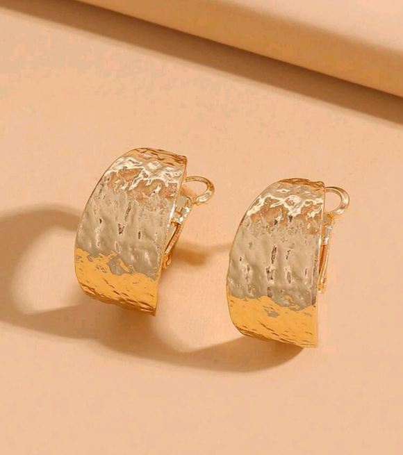 Textured Solid gold Earrings