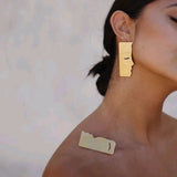 Abstract kiss lovers gold stud metal earrings