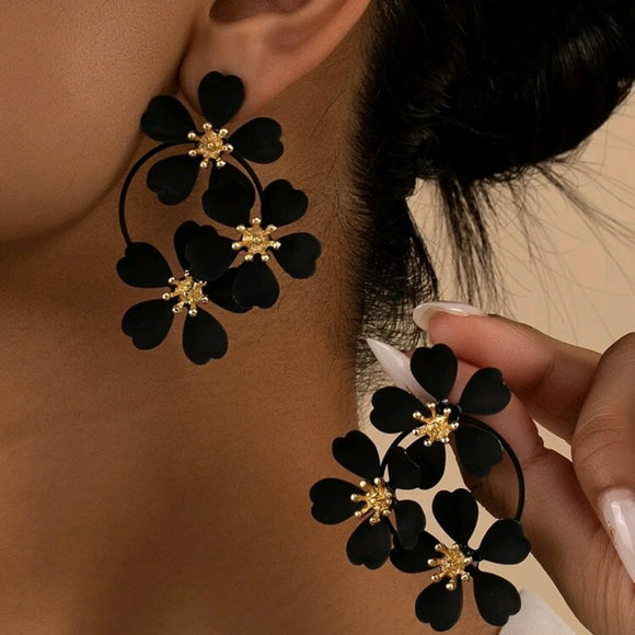 Flower black Stud Earrings