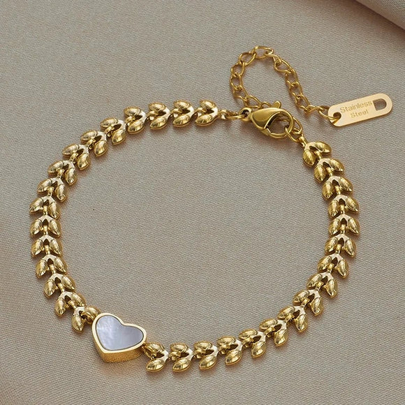 Stainless steel bracelet white heart shell