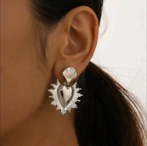 Heart drop silver earrings