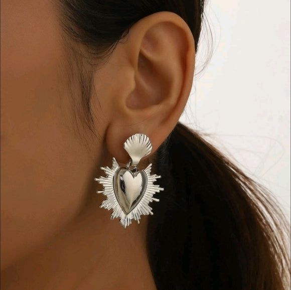 Heart drop silver earrings