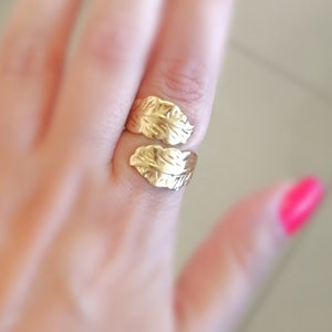 Leaf adjustable stainless ring