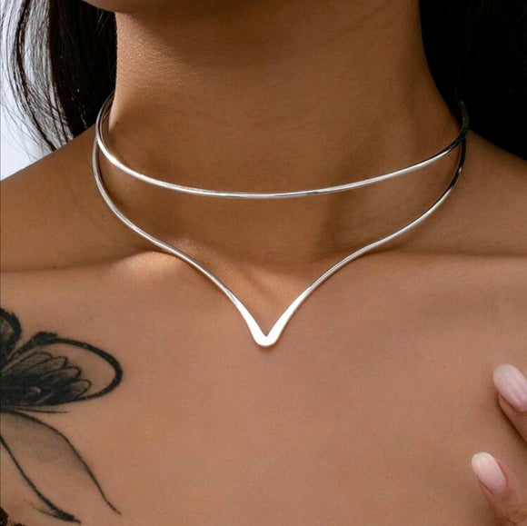 Simple Wire Cuff silver Choker