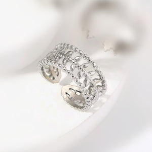 Crown adjustable stainless ring