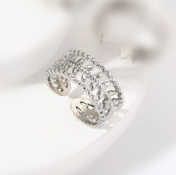 Crown adjustable stainless ring