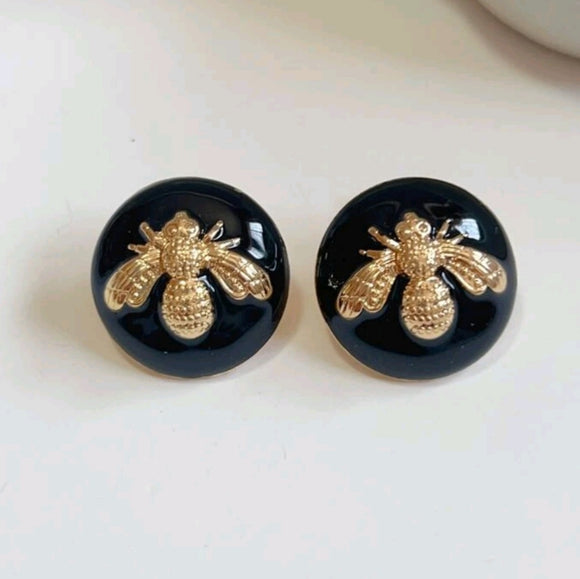 Bee Decor Round Stud Earrings