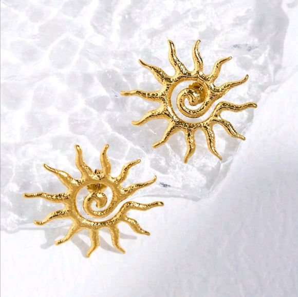 18K Gold Plated Stainless Steel Sun-Shaped Earrings