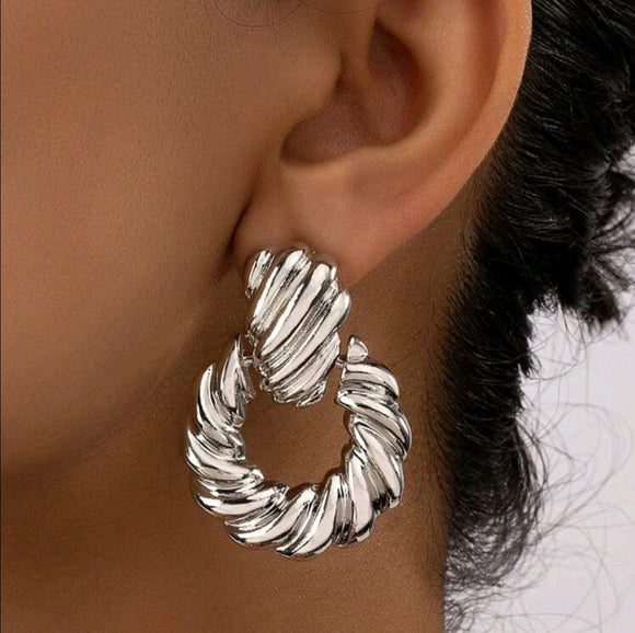 Circle Drop silver earrings