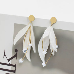 Fashion Long Tassels White Acrylic Petals Drop Earrings