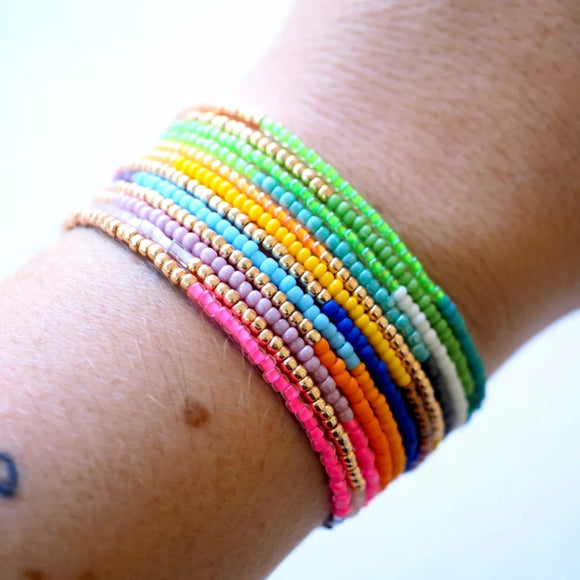 4 pieces set random pick elastic beaded bracelet