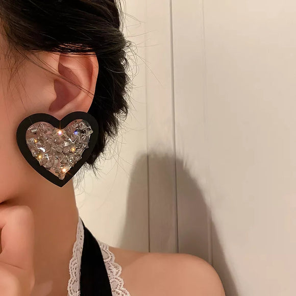 Exaggerated irregular glass heart shaped stud light weight earrings