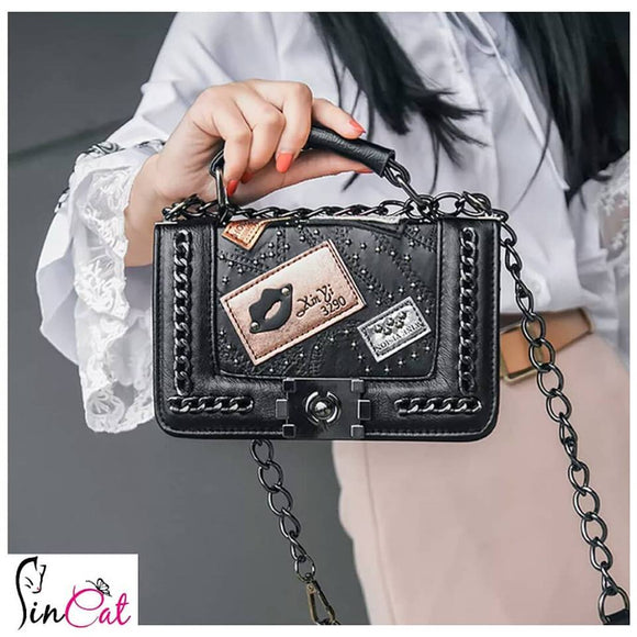 Black rivets large capacity bag