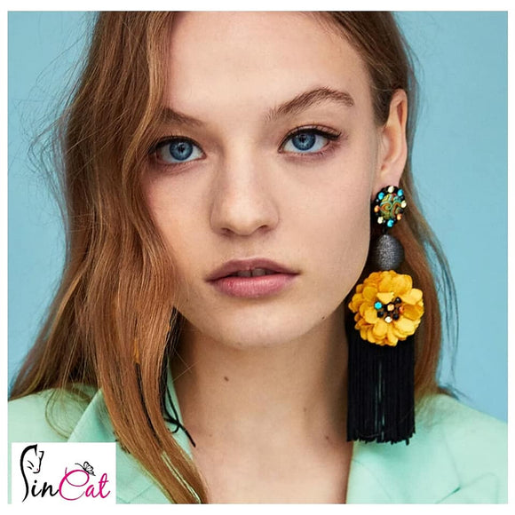 Antique flower fringed tassel earrings