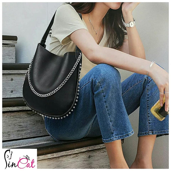 Black rivets large capacity bag