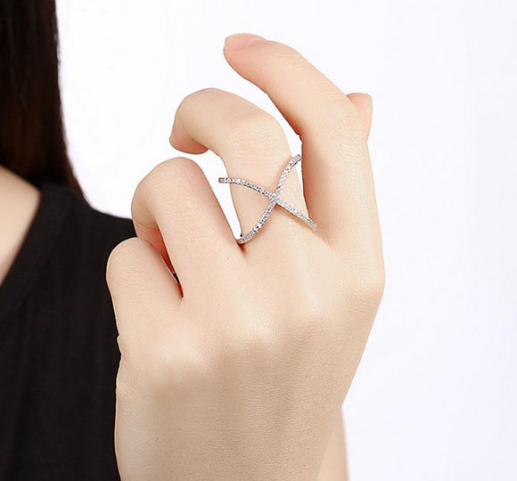 Cross casual adjustable ring