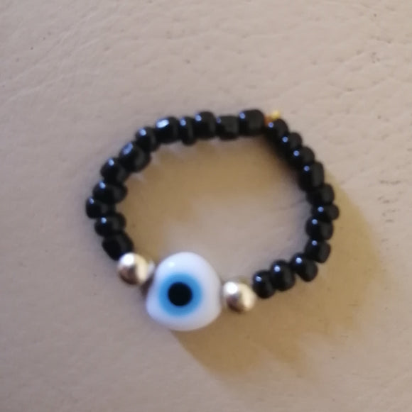 black handmade bead eye elastic ring