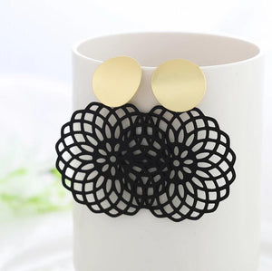 Geometric round shape gold black drop earrings