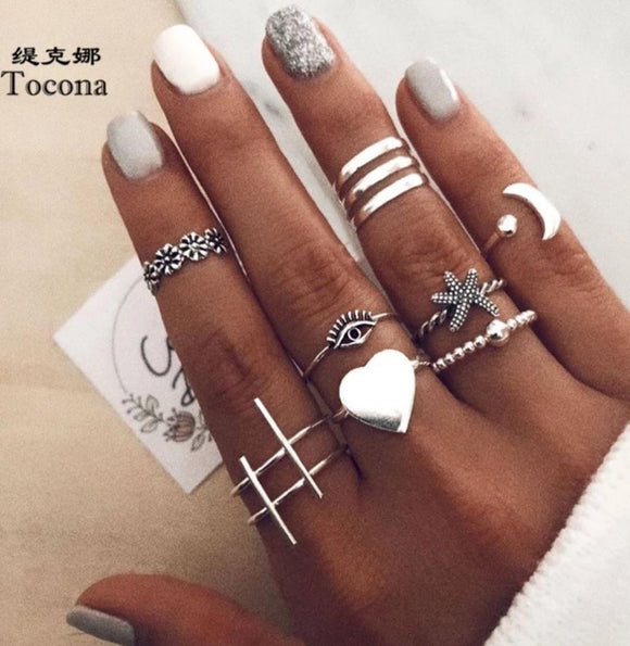 Tocona 10pcs/sets Bohemian Moon Rings Sets Exquisite Heart Starfish Flwoers Eyes Antique Silver Color